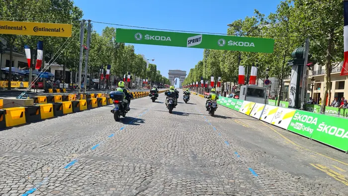 Avenue en configuration course