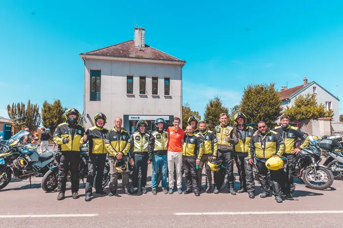 L'équipe avant le départ d'étape